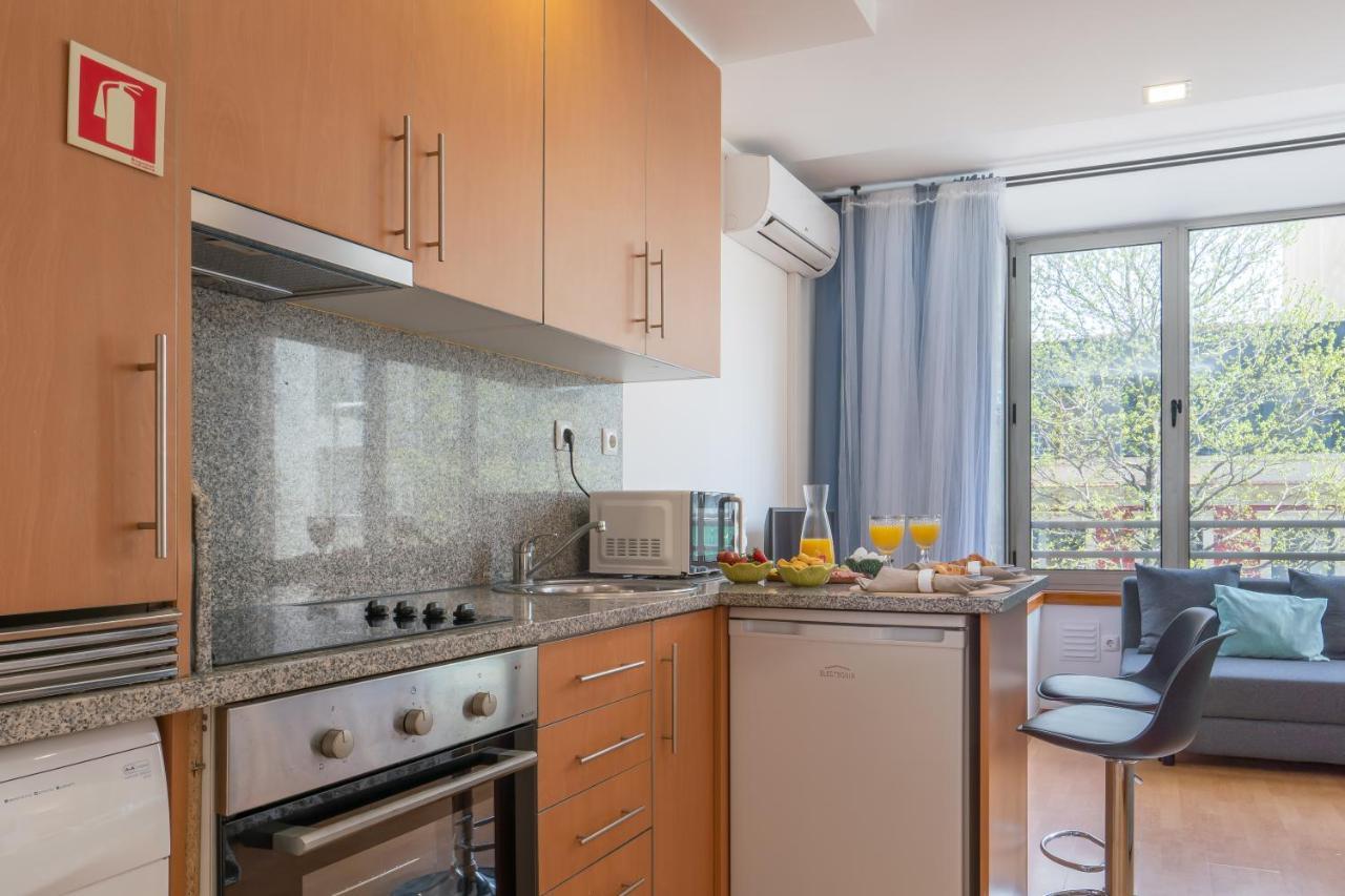 Host Wise - Bright Quiet Flats - Prime Location Apartment Porto Exterior photo
