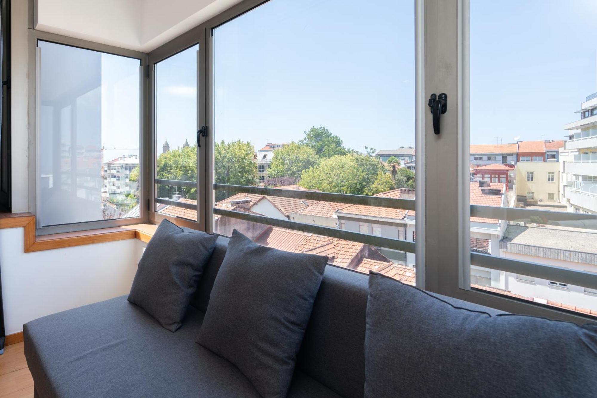 Host Wise - Bright Quiet Flats - Prime Location Apartment Porto Exterior photo