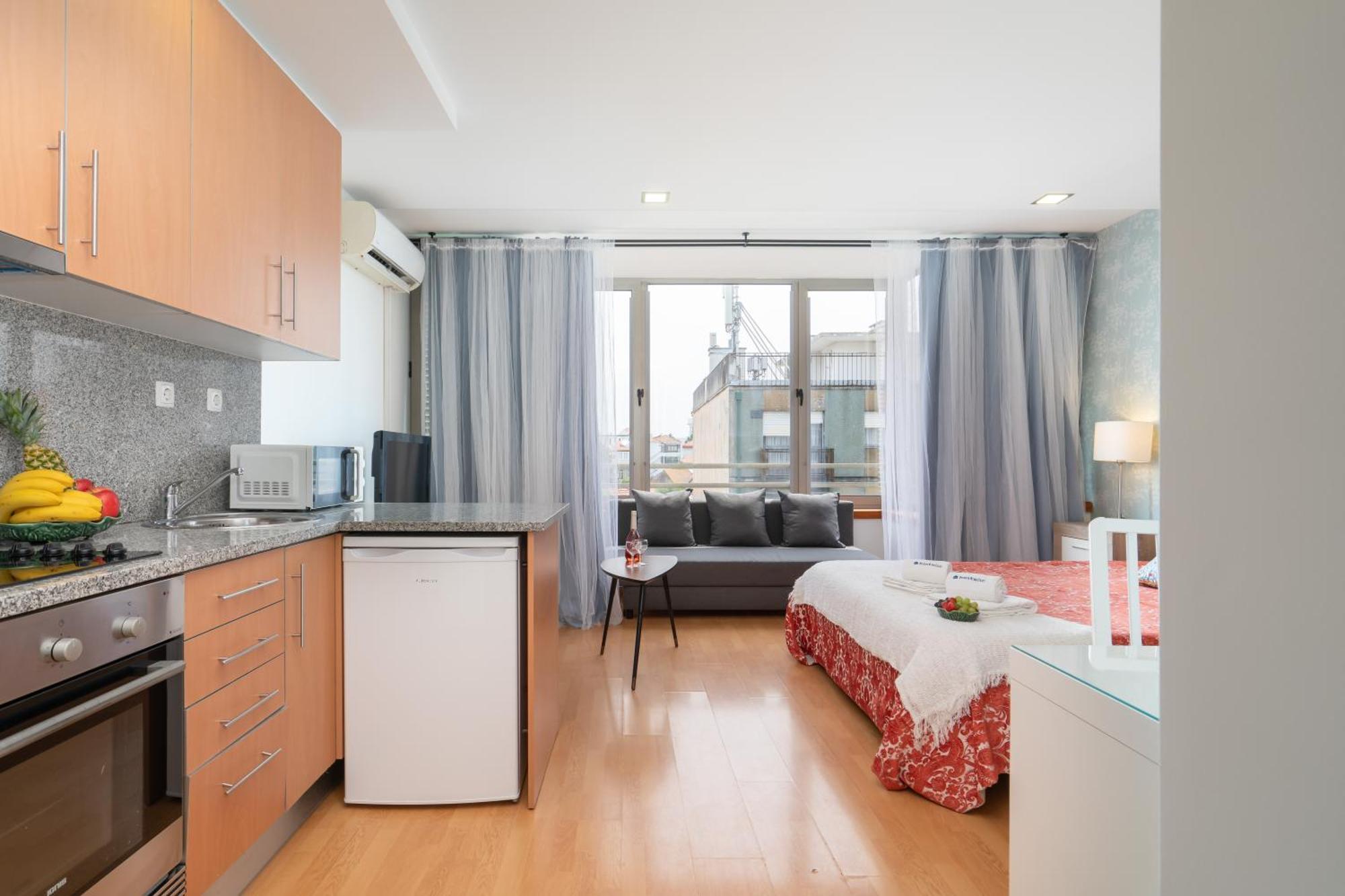 Host Wise - Bright Quiet Flats - Prime Location Apartment Porto Room photo